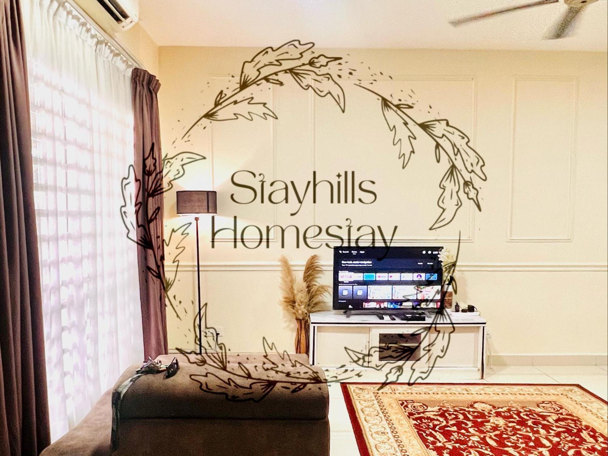 Holiday home Astana Townhouse Bukitberuntung Livingroom Aircond Kampung Sungia Buaya